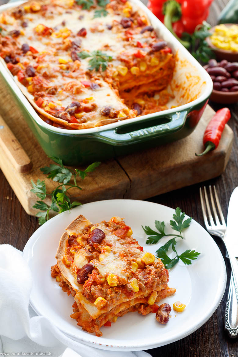 Mexikanische Enchilada-Lasagne - www.emmikochteinfach.de